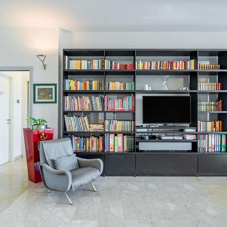 Catania Seaview Apartment With Balcony Exterior photo