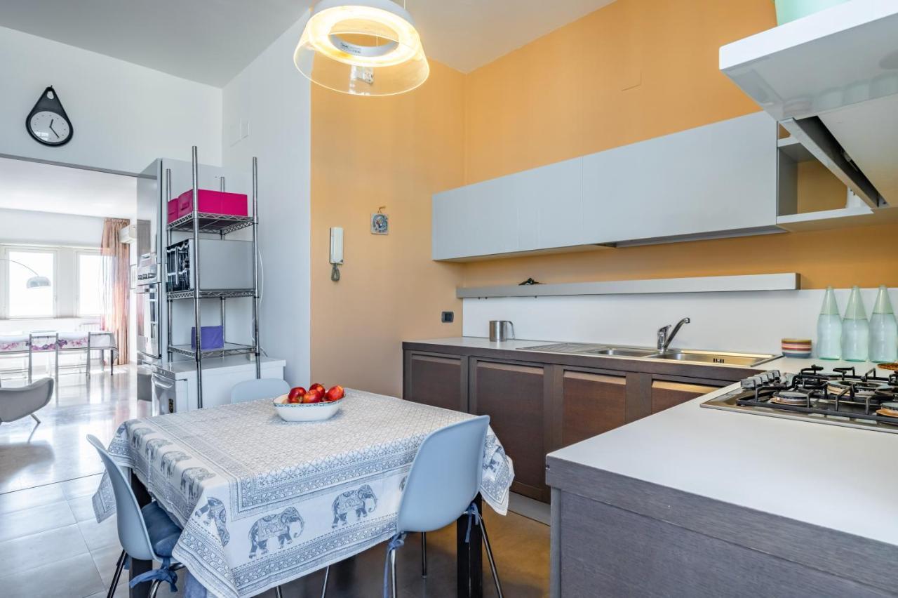Catania Seaview Apartment With Balcony Exterior photo